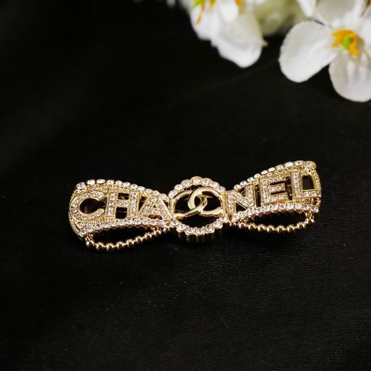 Chanel Brooch 12lyh93